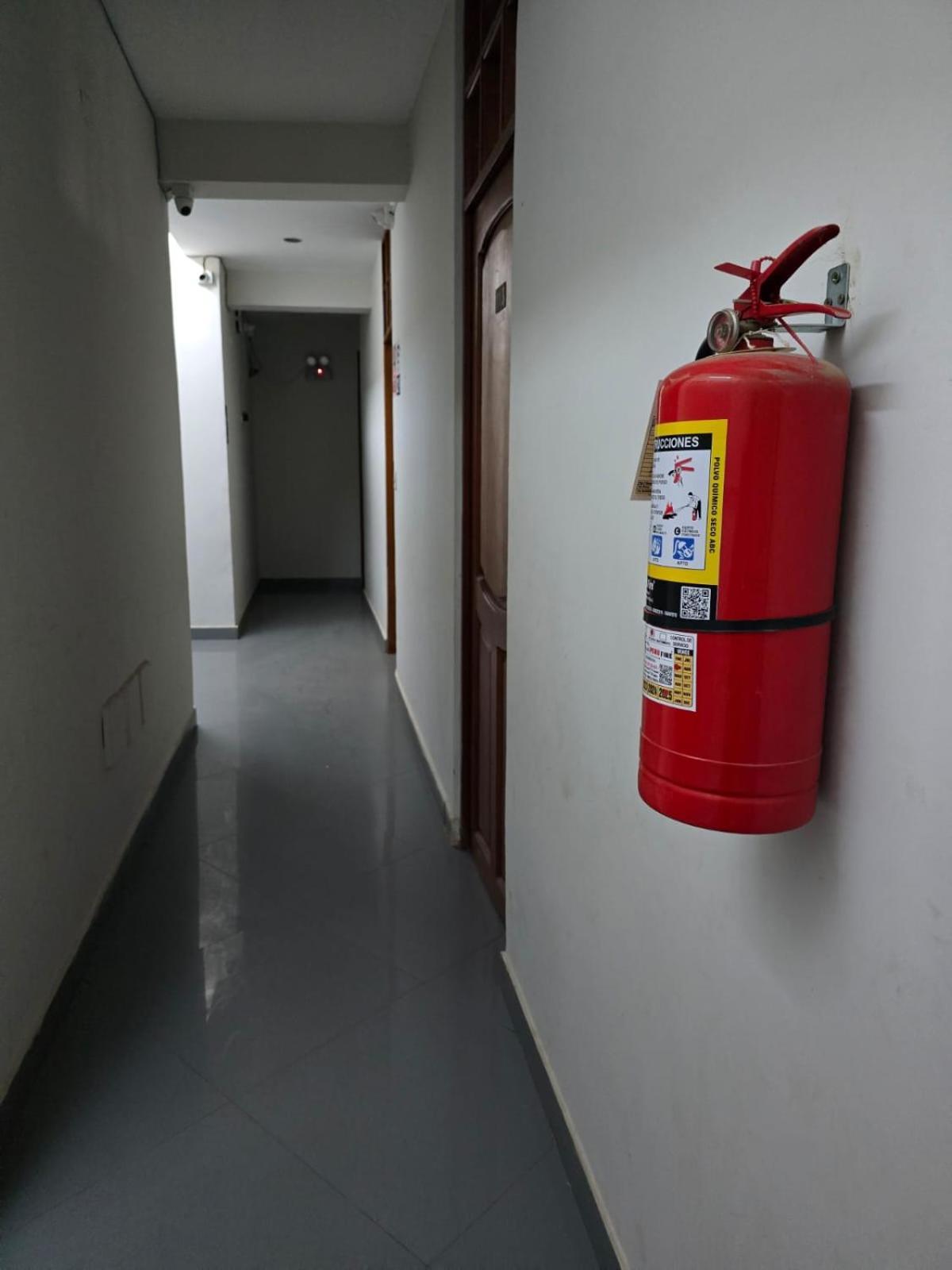 Hospedaje Mas Тарапото Екстериор снимка